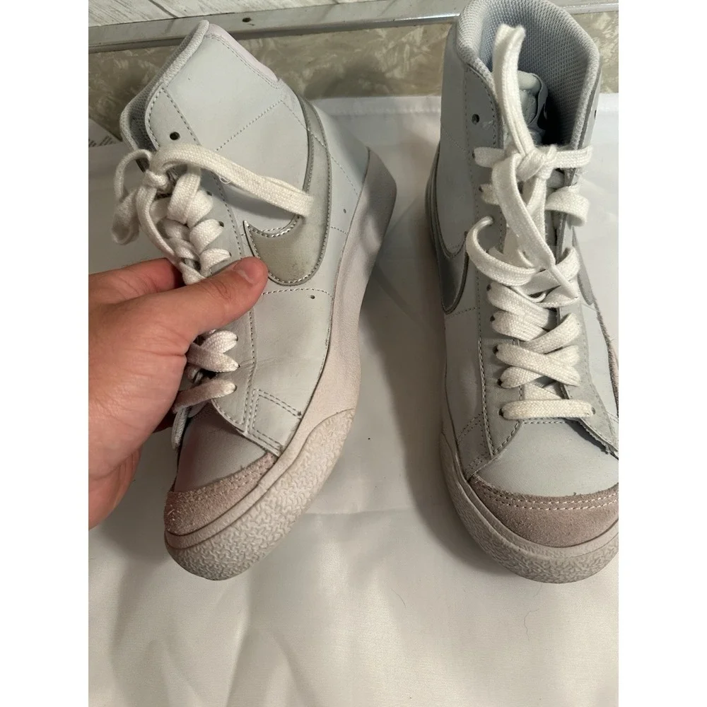 Nike Kids' Grade School Blazer Mid '77 Light Lavender Silver Metallic 6Y
